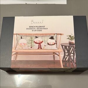 Wecker - Bench Pillow Kit with Snowman Design